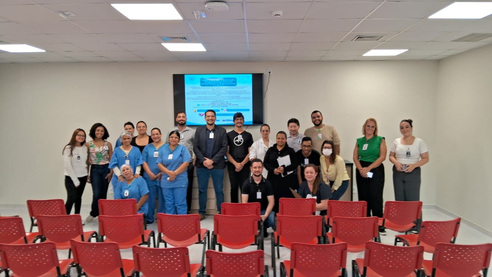 Todos Juntos Final 02.jpeg